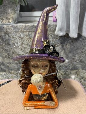 Bella Lux Halloween Witch Crystal Ball Figurine | NWT